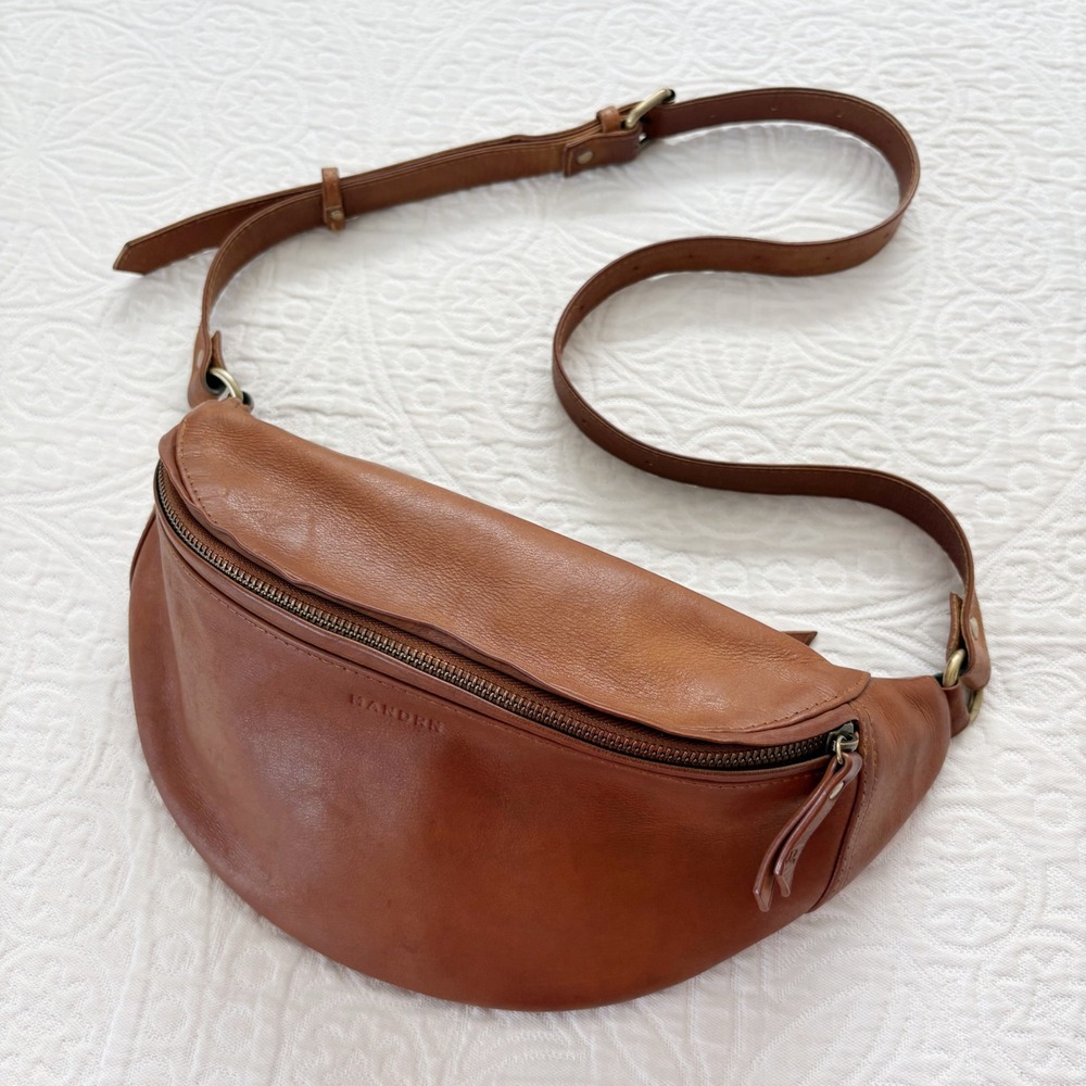 MANDRN Atlas Large Travel Sling Pack, Brown